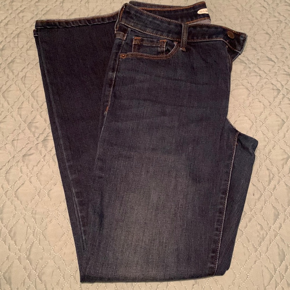 Women’s boot-cut jeans